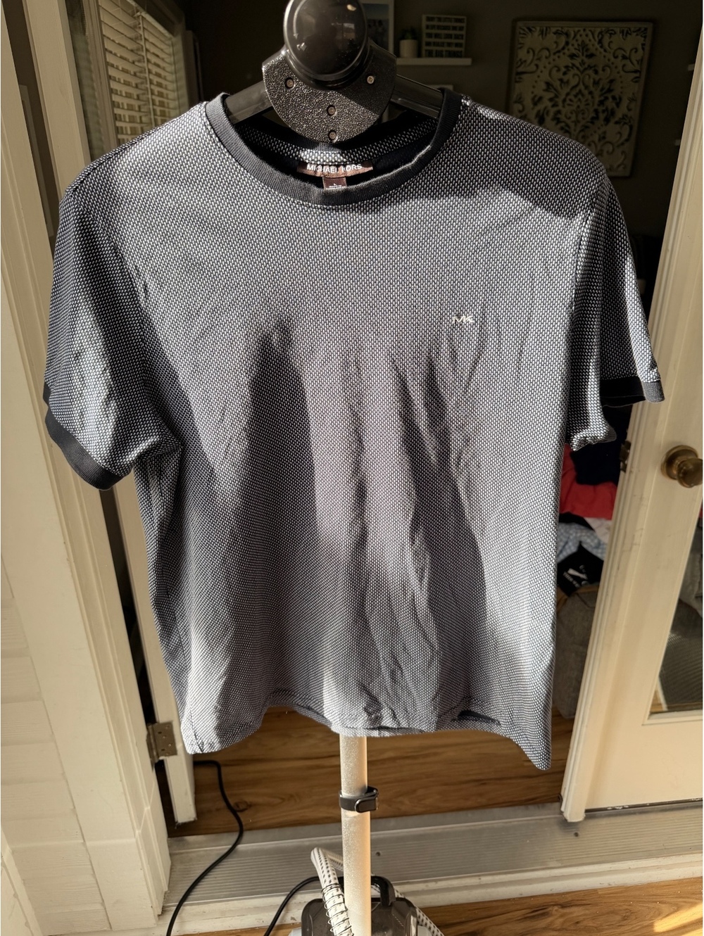 Michael Kors Men's Large Black Textured T-Shirt